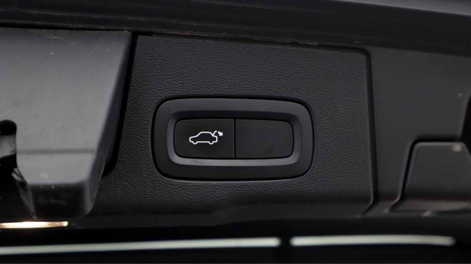 Used Volvo XC60 2019 for sale - 77961641: Photo 22