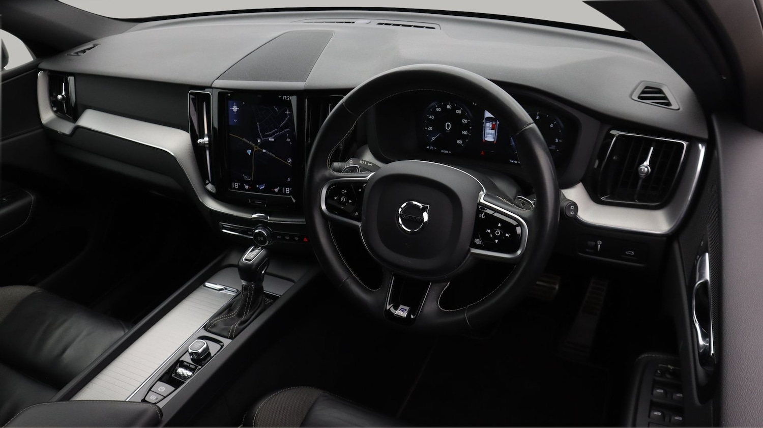 Used Volvo XC60 2019 for sale - 77961641: Photo 9