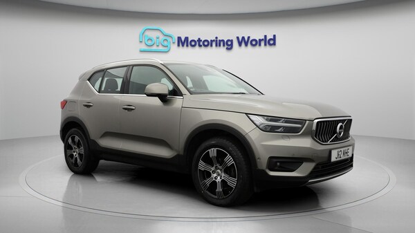 Used Volvo XC40 2019 for sale - 76167080: Photo 2