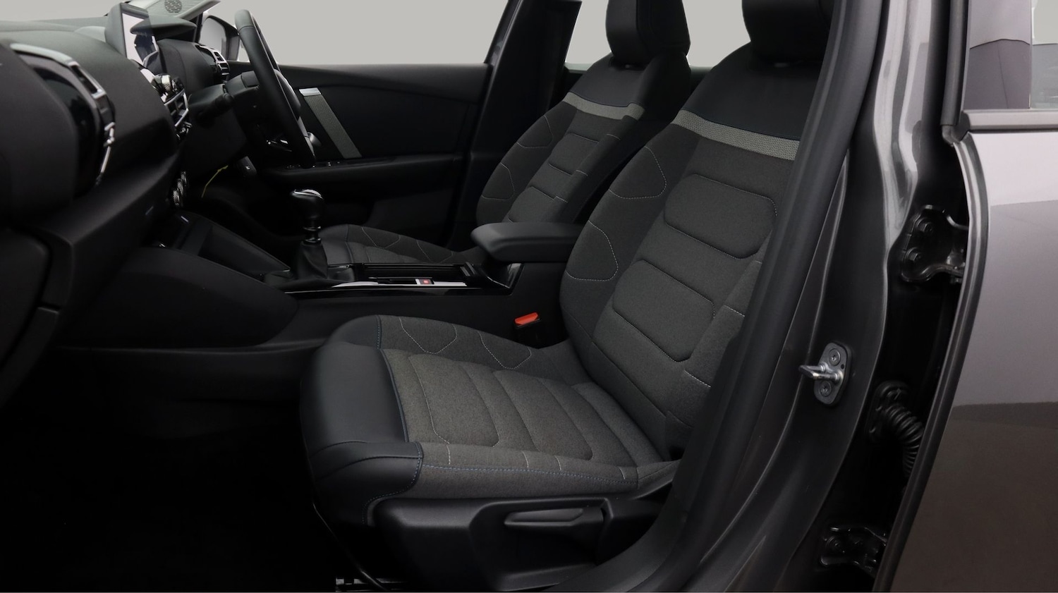 Used Citroen C4 2023 for sale - 77845256: Photo 14