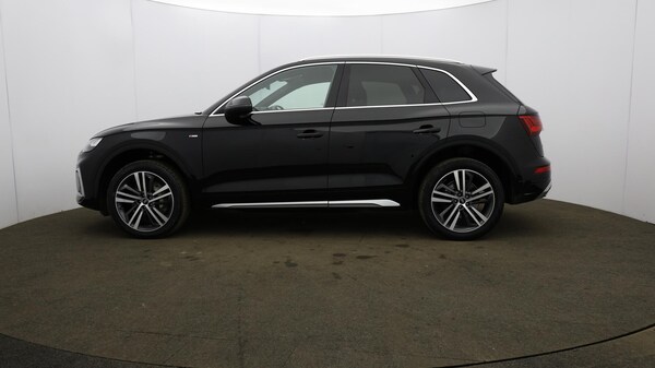 Used Audi Q5 2021 for sale - 76239293: Photo 75