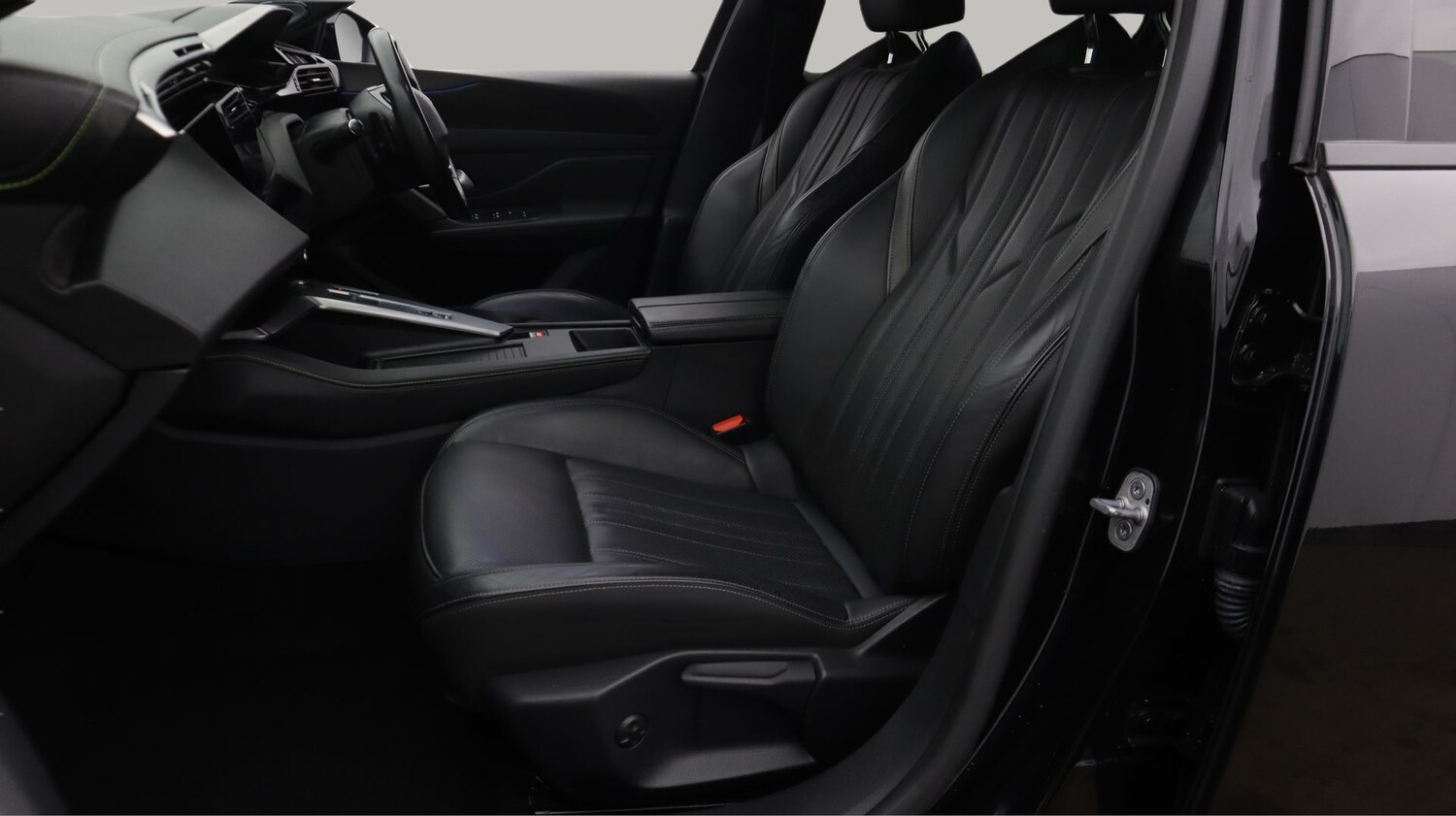 Used Peugeot 308 2022 for sale - 77822452: Photo 14