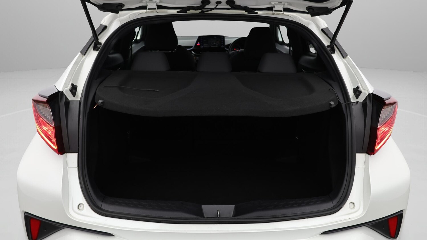 Used Toyota C-HR 2022 for sale - 76239020: Photo 18