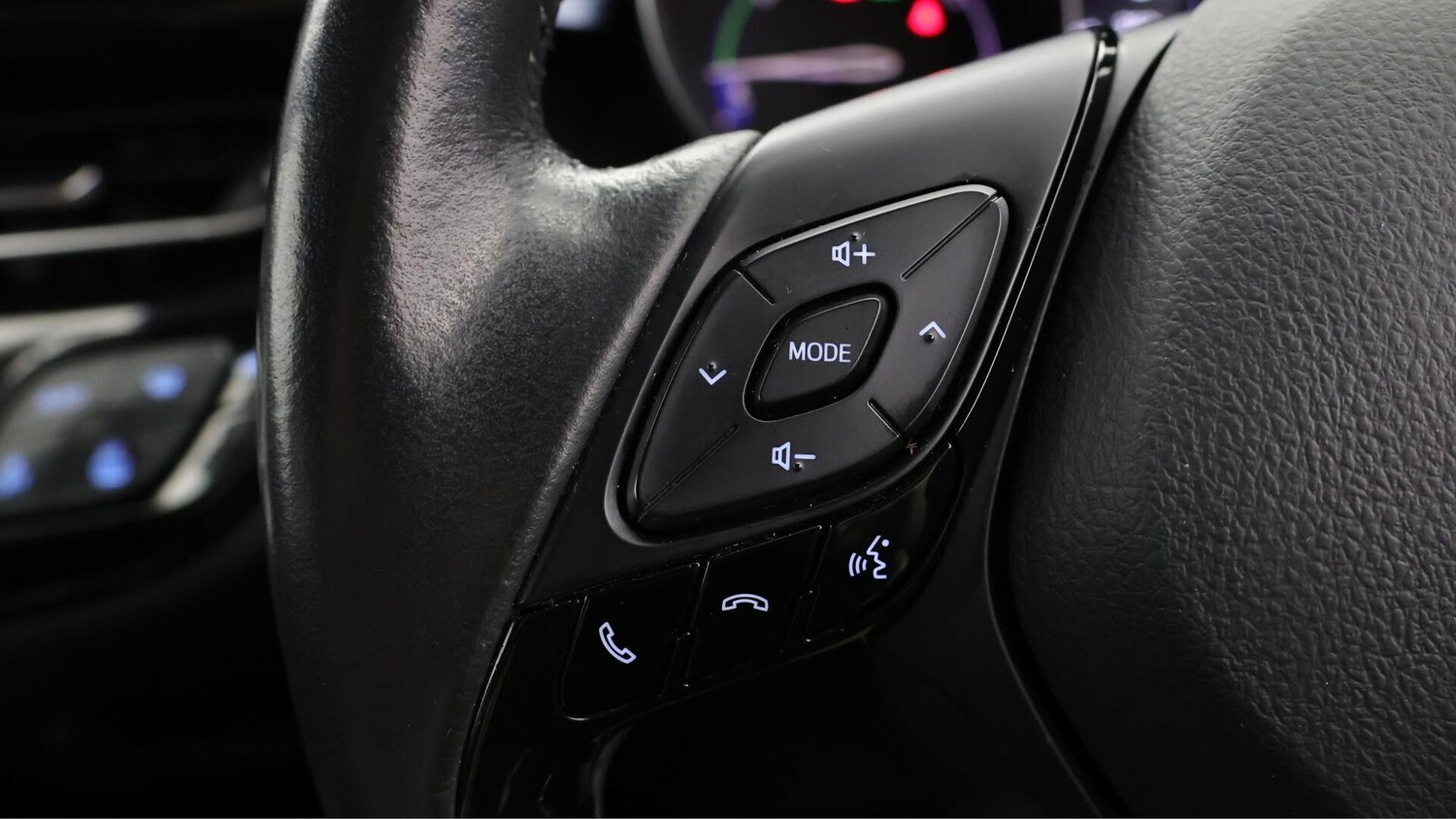 Used Toyota C-HR 2022 for sale - 76239020: Photo 23