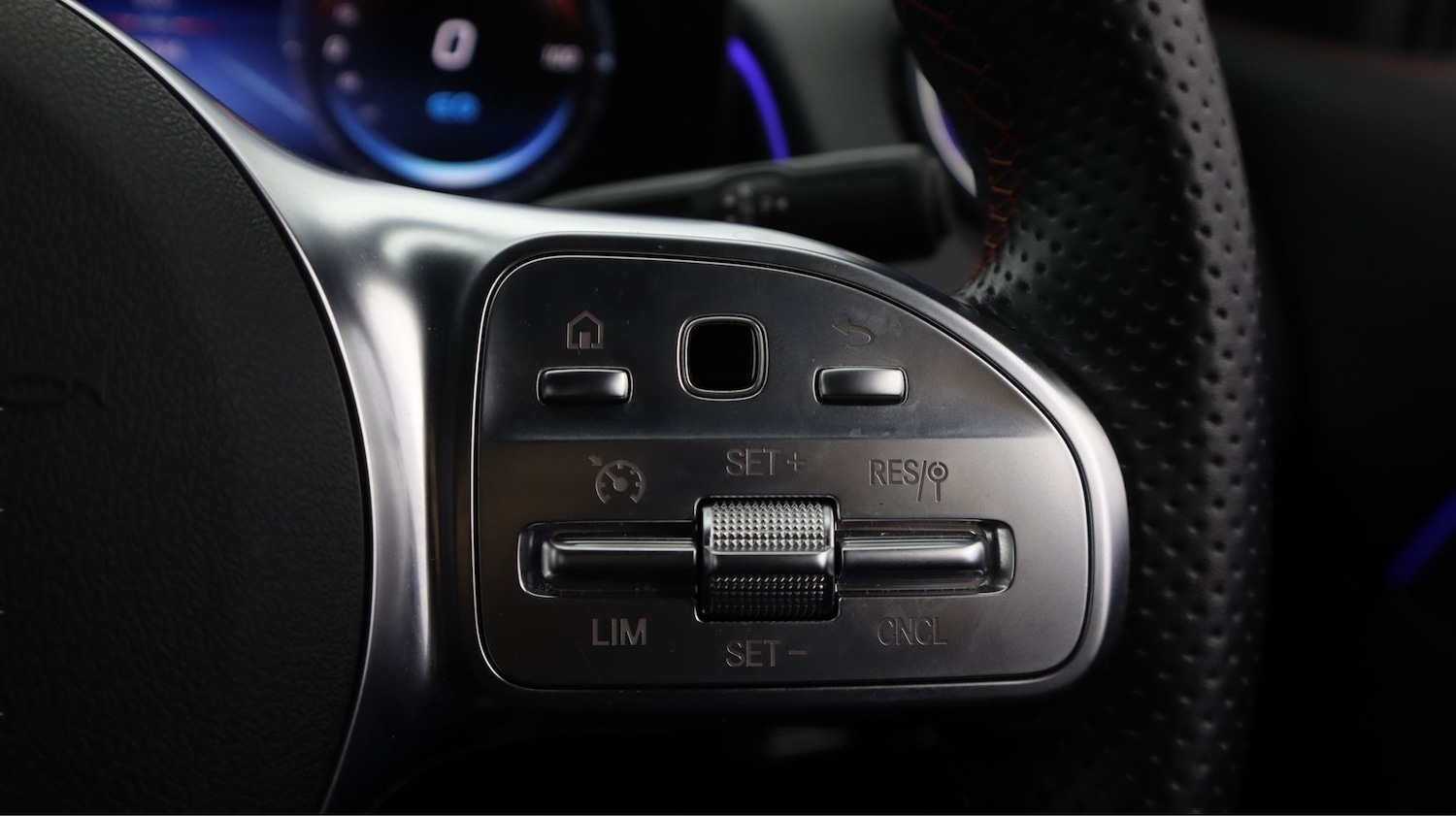 Used Mercedes-Benz EQB 2023 for sale - 77700960: Photo 25