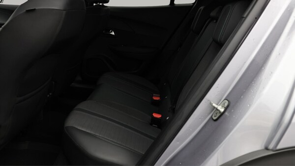 Used Peugeot 2008 2023 for sale - 76283035: Photo 17