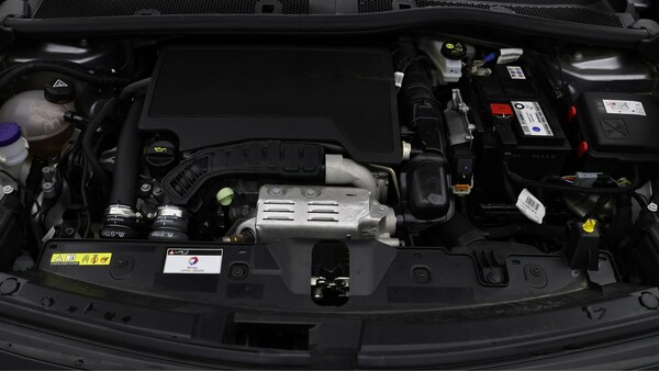 Used Peugeot 2008 2023 for sale - 76283035: Photo 20