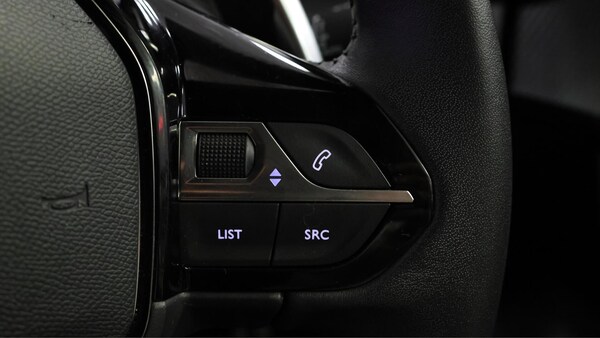 Used Peugeot 2008 2023 for sale - 76283035: Photo 24