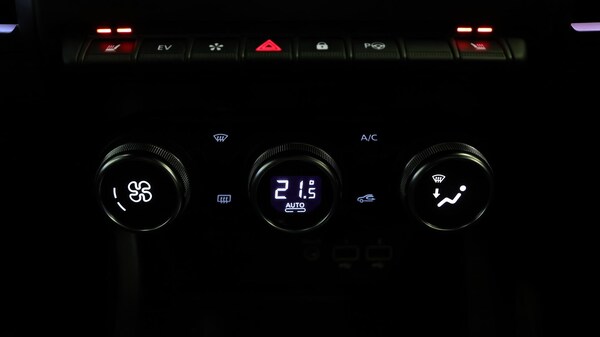 Used Renault Arkana 2023 for sale - 76294749: Photo 13