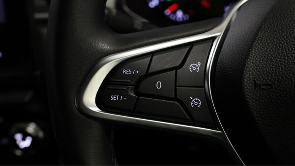 Used Renault Captur 2021 for sale - 76295556: Photo 22