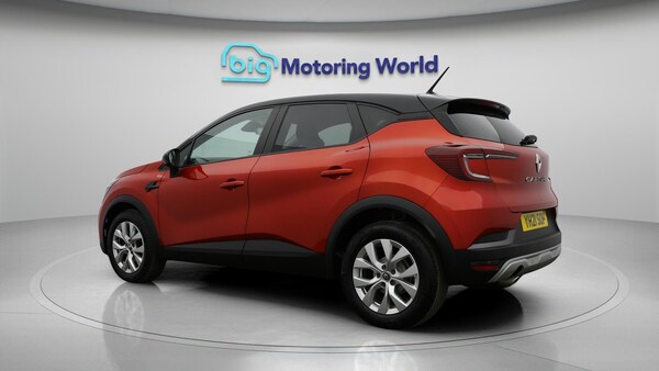 Used Renault Captur 2021 for sale - 76295556: Photo 6
