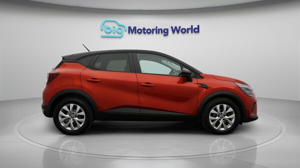 Used Renault Captur 2021 for sale - 76295556: Photo 9