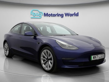 (71) - (Dual Motor) Long Range Saloon 4dr Electric Auto 4WDE (346 ps)