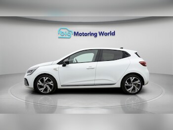 Used Renault Clio 2023 for sale - 77961878: Photo