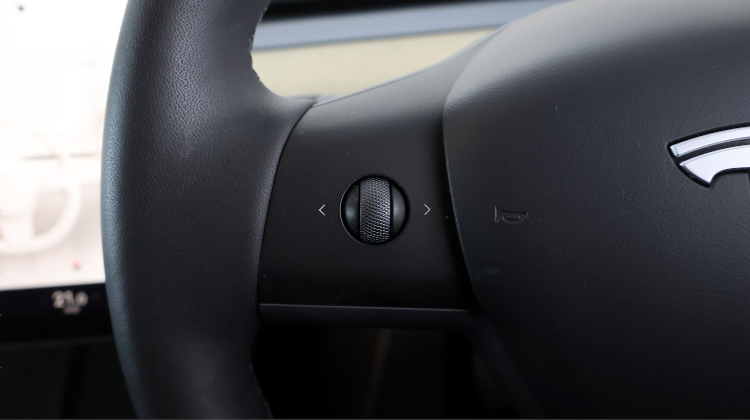 Used Tesla Model Y 2023 for sale - 78075179: Photo 21