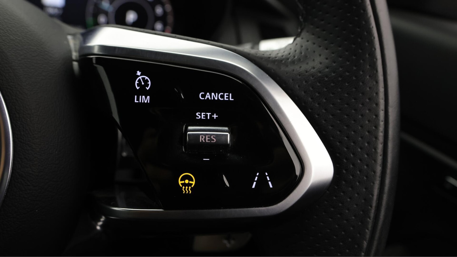 Used Jaguar E-Pace 2021 for sale - 76371128: Photo 25