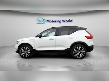 Used Volvo XC40 2022 for sale - 79352047: Photo
