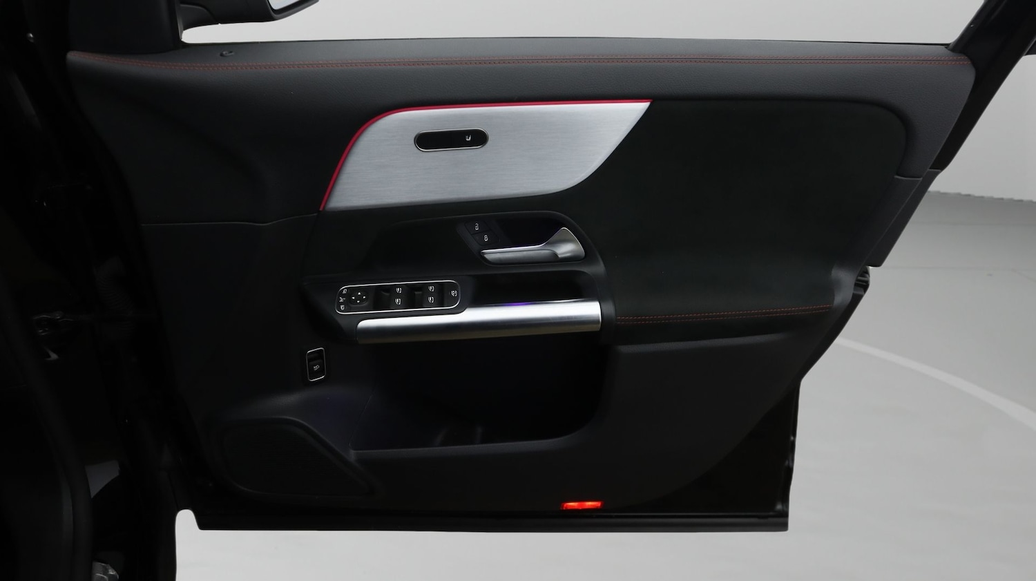 Used Mercedes-Benz EQA 2021 for sale - 77764305: Photo 15