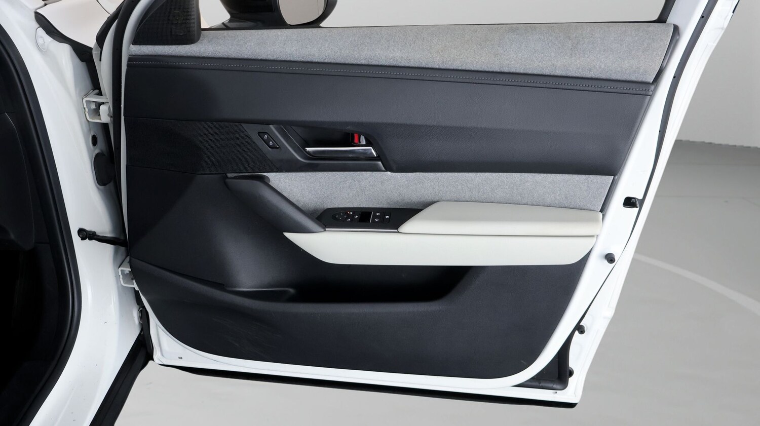 Used Mazda MX-30 2023 for sale - 77889306: Photo 14