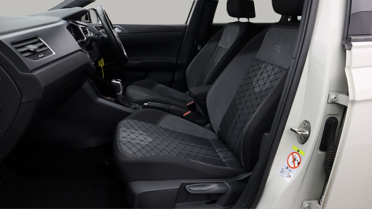 Used Volkswagen Taigo 2022 for sale - 77938579: Photo 14