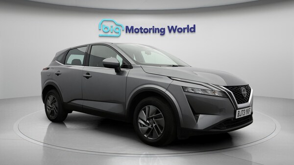 Used Nissan Qashqai 2023 for sale - 76001999: Photo 2