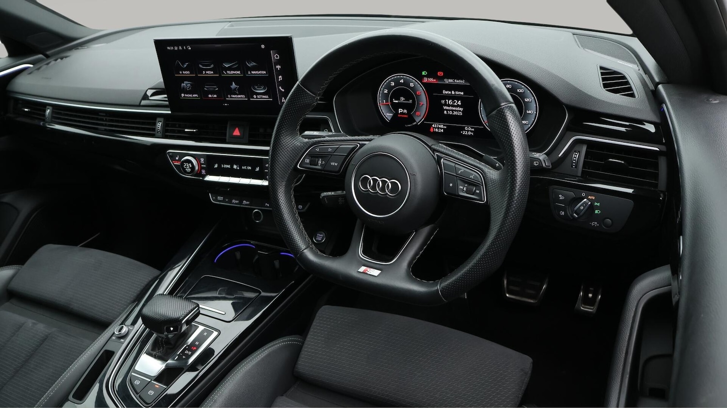 Used Audi A4 Avant 2022 for sale - 76370165: Photo 10