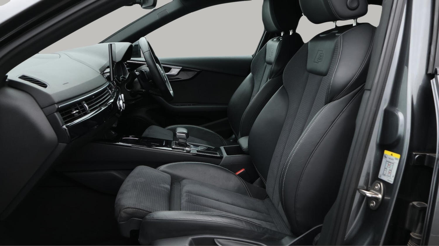 Used Audi A4 Avant 2022 for sale - 76370165: Photo 15
