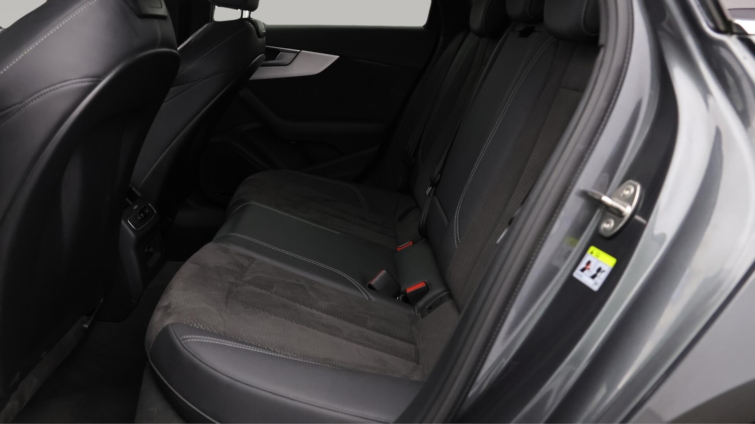 Used Audi A4 2020 for sale - 76349900: Photo 17