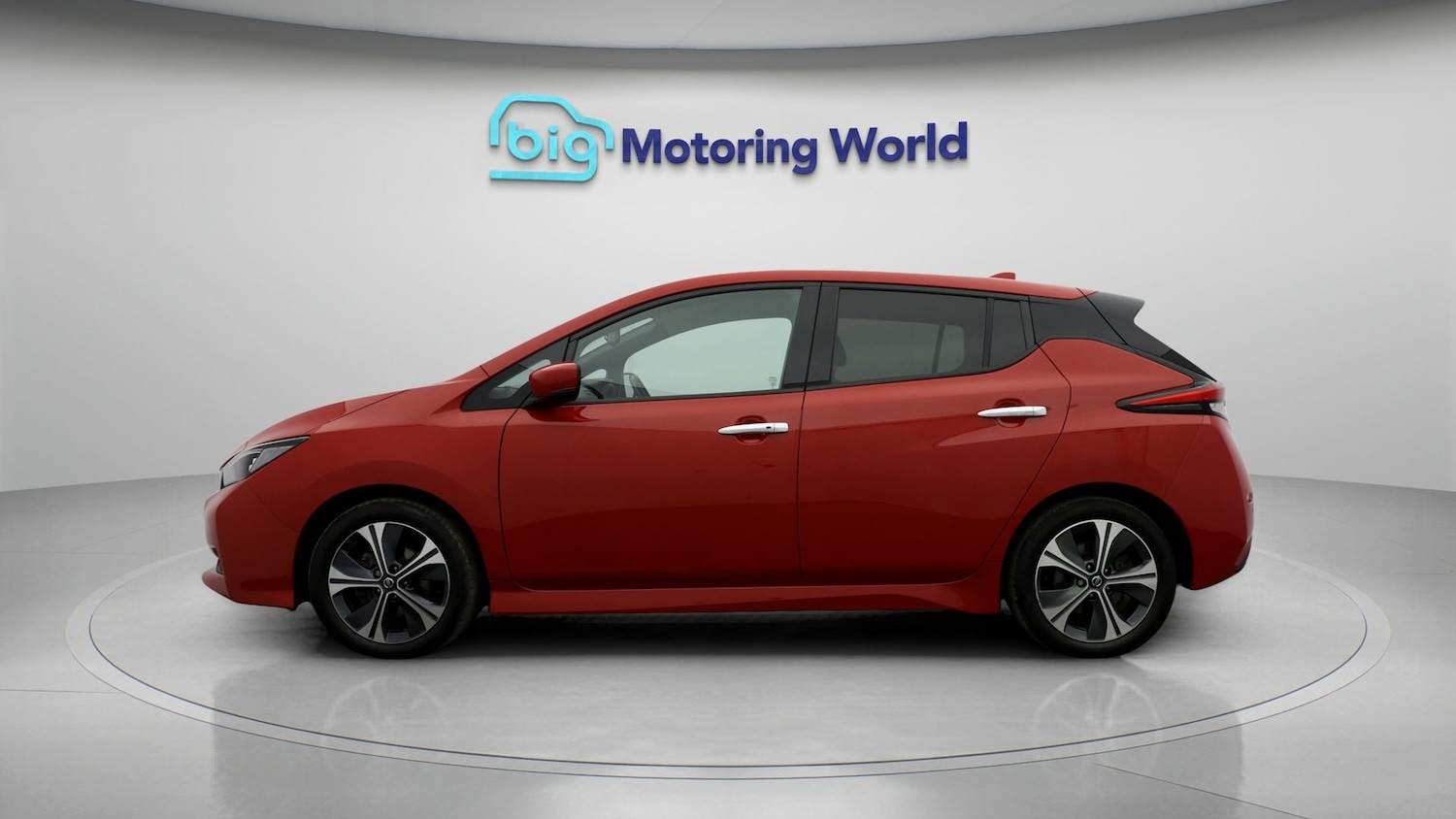Used Nissan Leaf 2021 for sale - 77355127: Photo 4