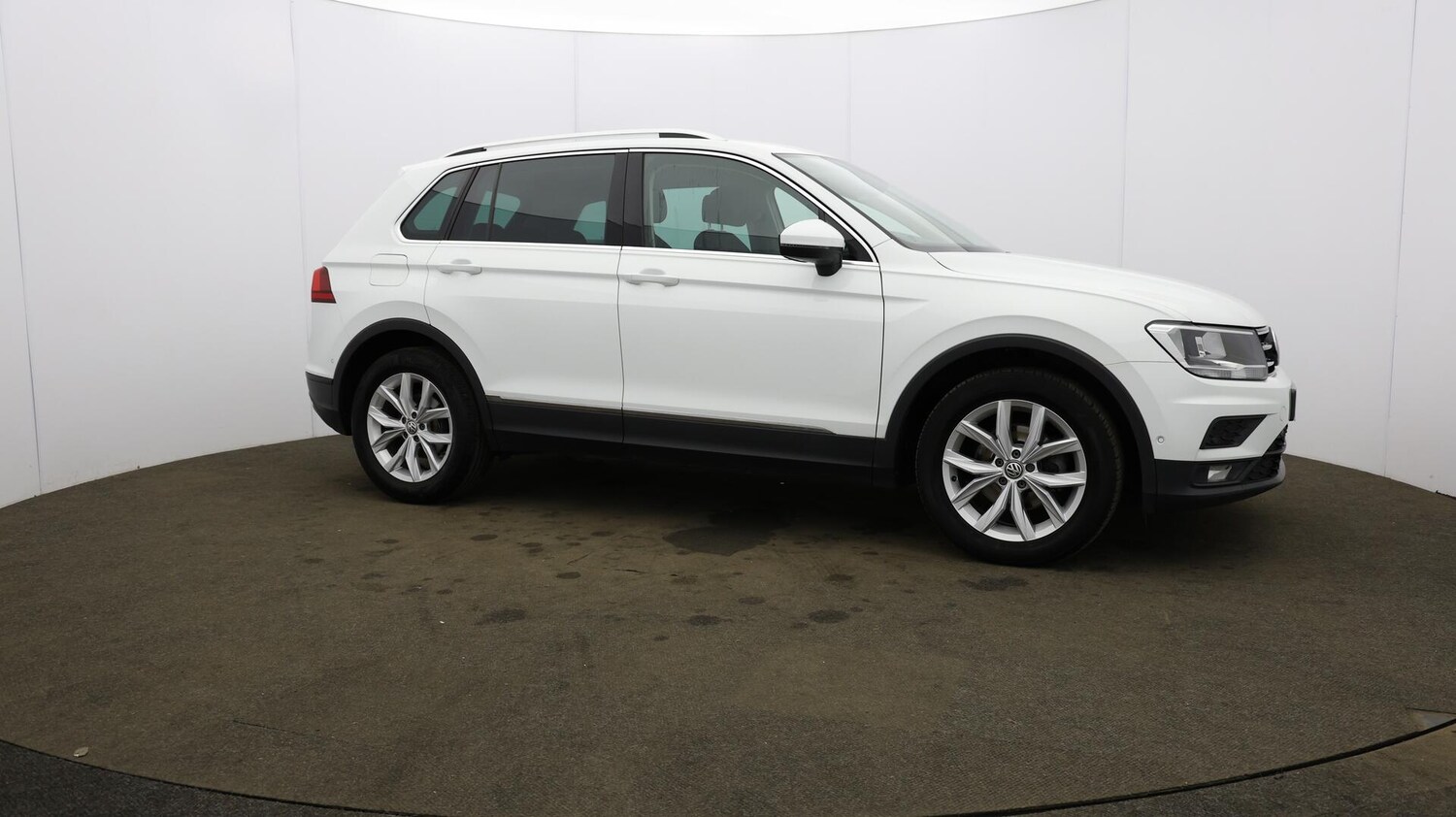 Used Volkswagen Tiguan 2020 for sale - 76084436: Photo 52