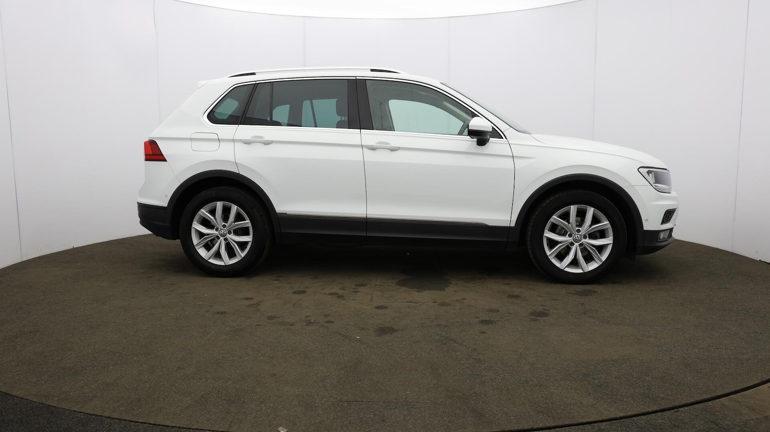 Used Volkswagen Tiguan 2020 for sale - 76084436: Photo 54