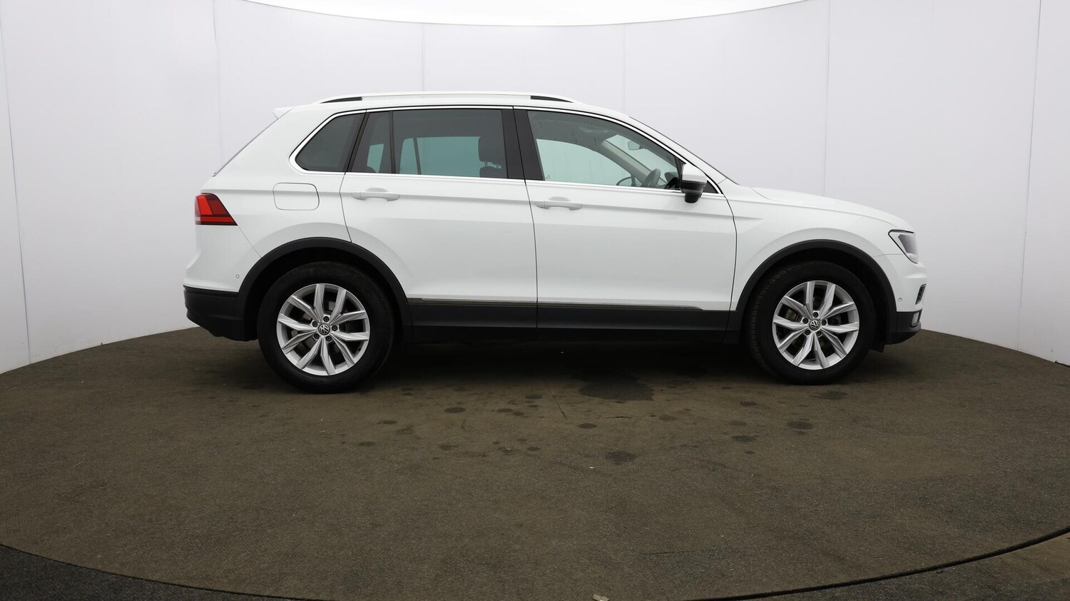 Used Volkswagen Tiguan 2020 for sale - 76084436: Photo 55