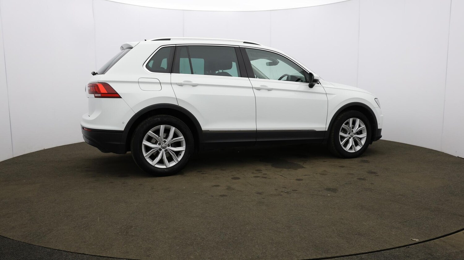 Used Volkswagen Tiguan 2020 for sale - 76084436: Photo 58