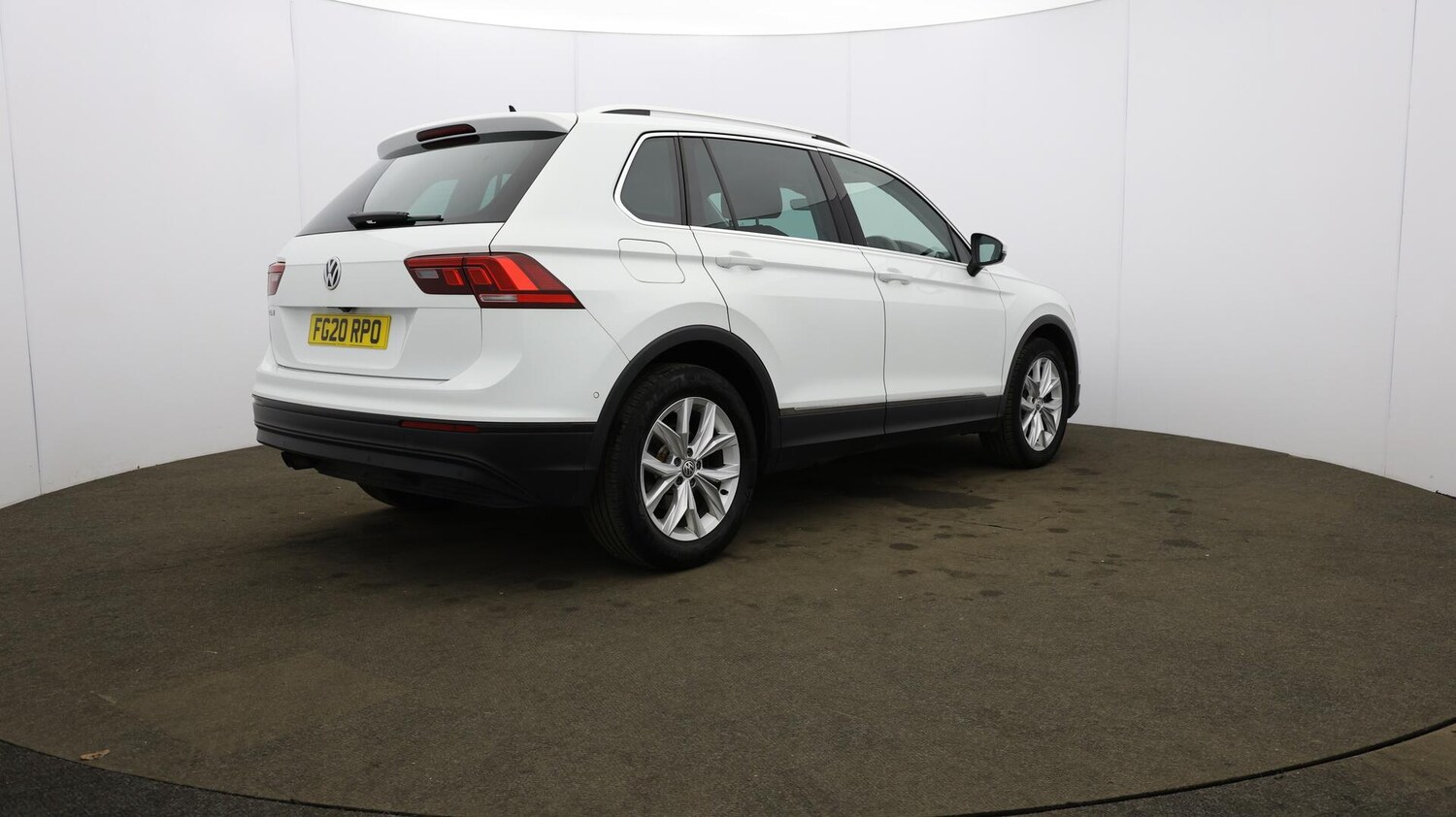 Used Volkswagen Tiguan 2020 for sale - 76084436: Photo 61