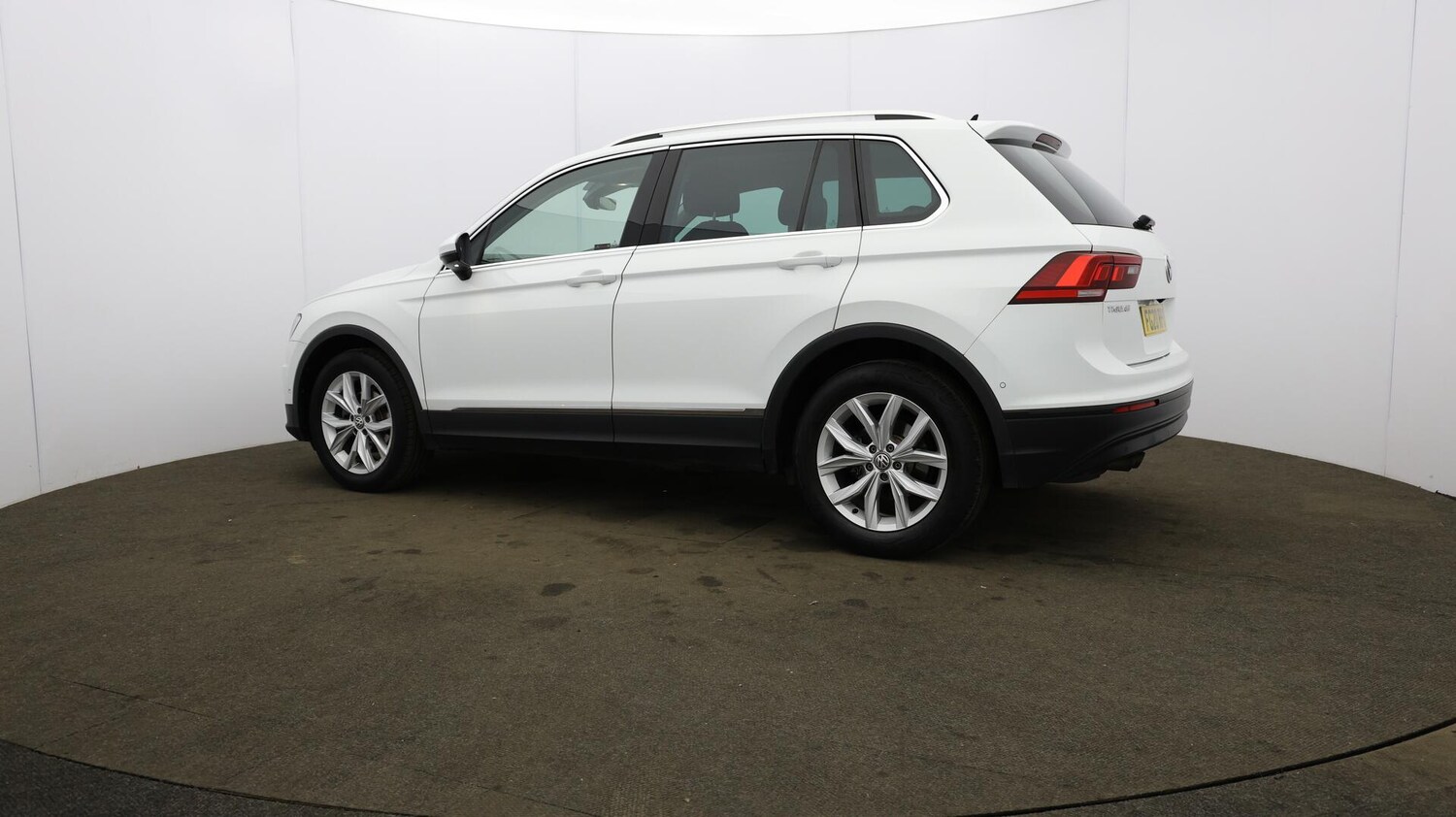Used Volkswagen Tiguan 2020 for sale - 76084436: Photo 69