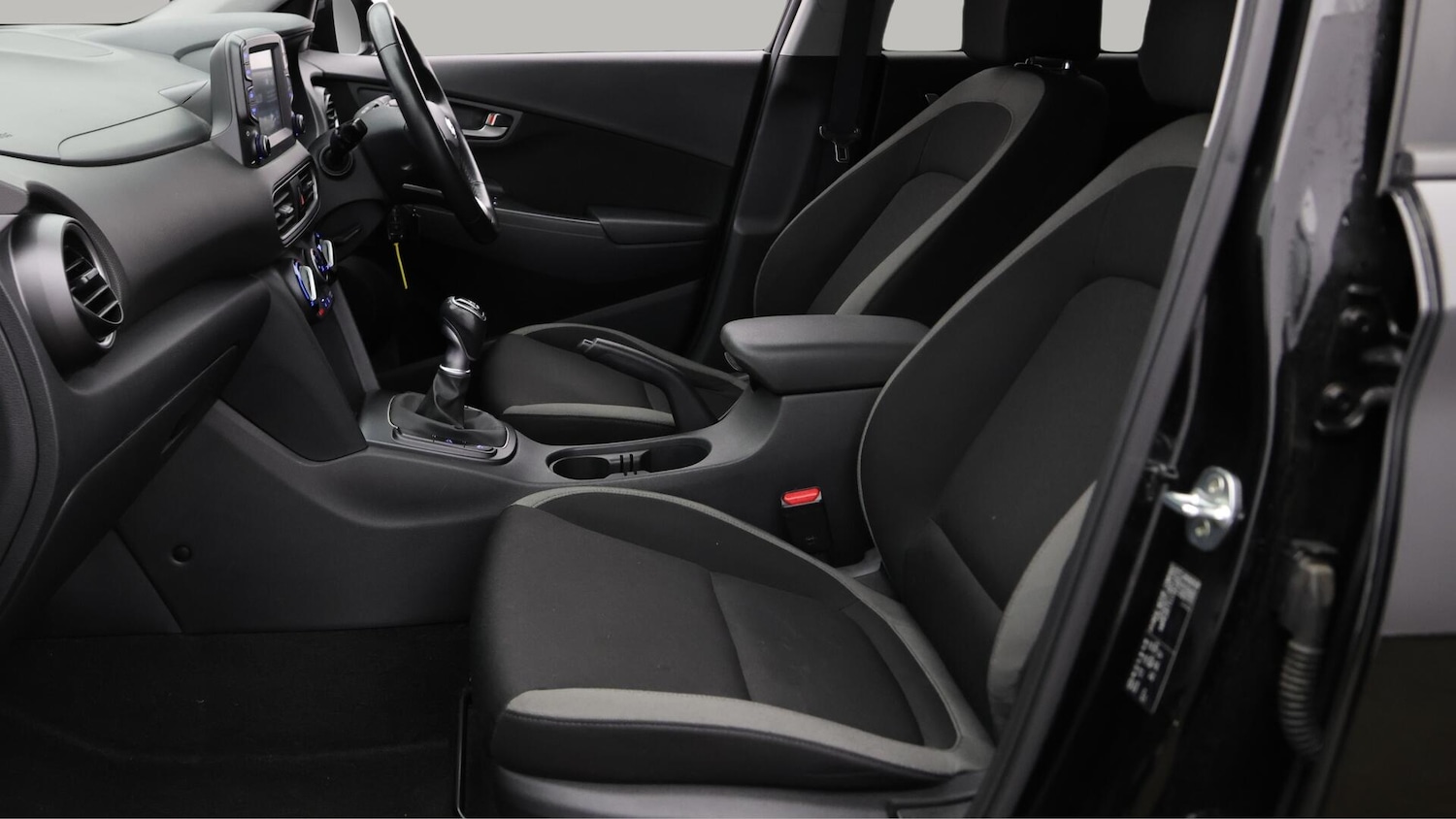 Used Hyundai KONA for sale - 76472493: Photo 15