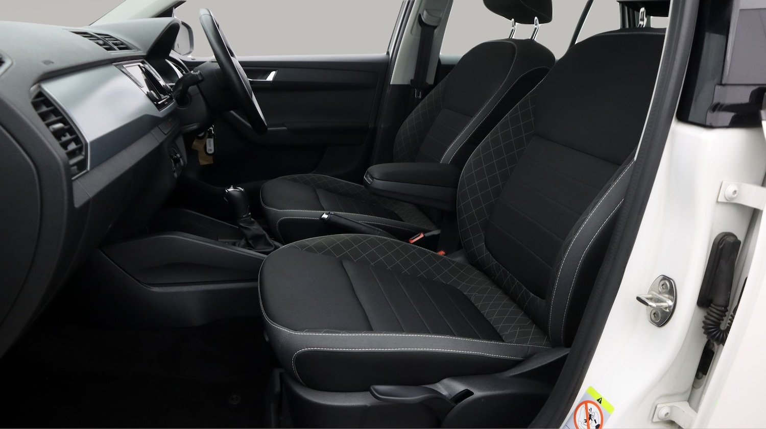 Used Skoda Fabia 2018 for sale - 77935901: Photo 14