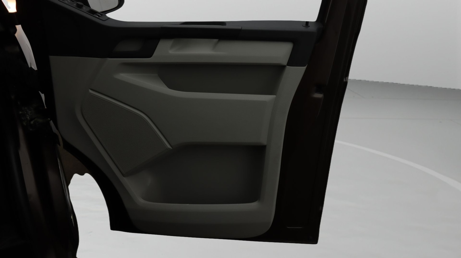 Used Volkswagen Transporter Shuttle 2019 for sale - 77692385: Photo 15