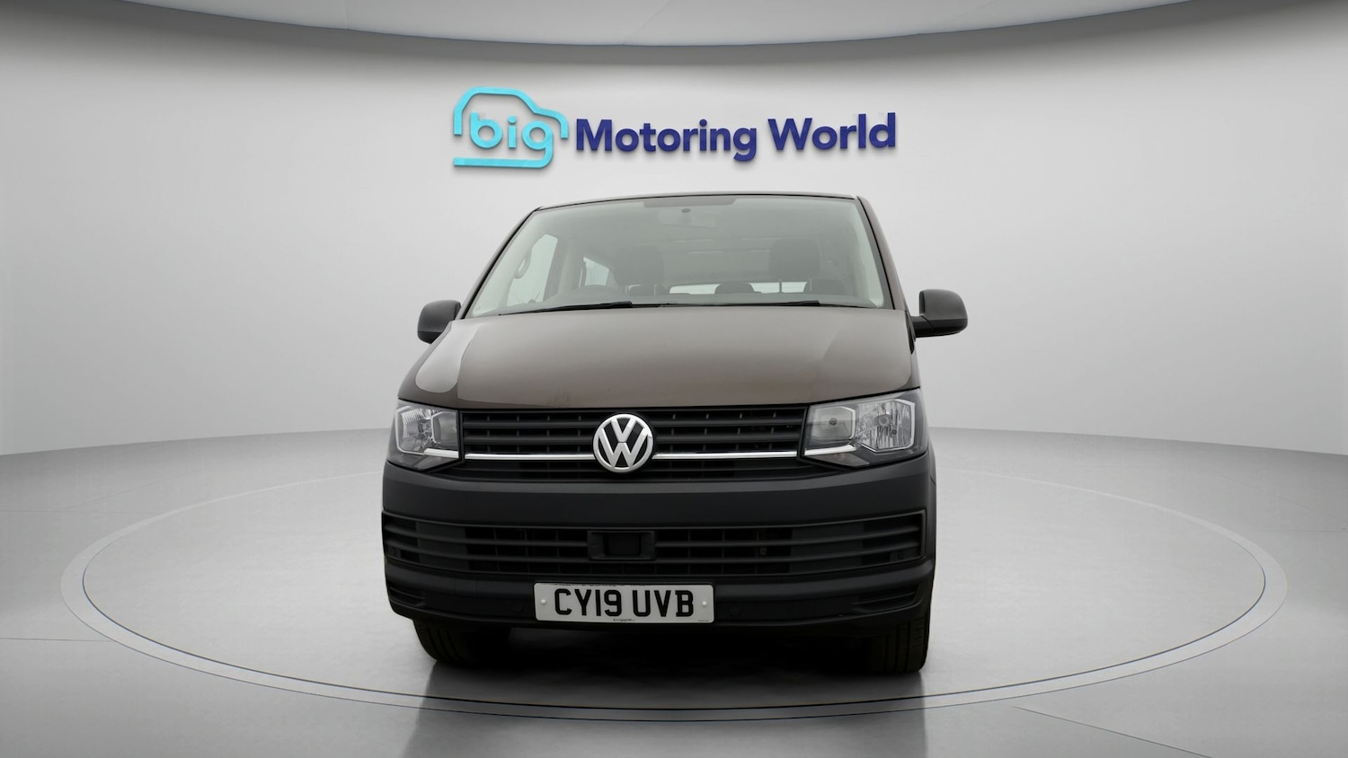 Used Volkswagen Transporter Shuttle 2019 for sale - 77692385: Photo 2