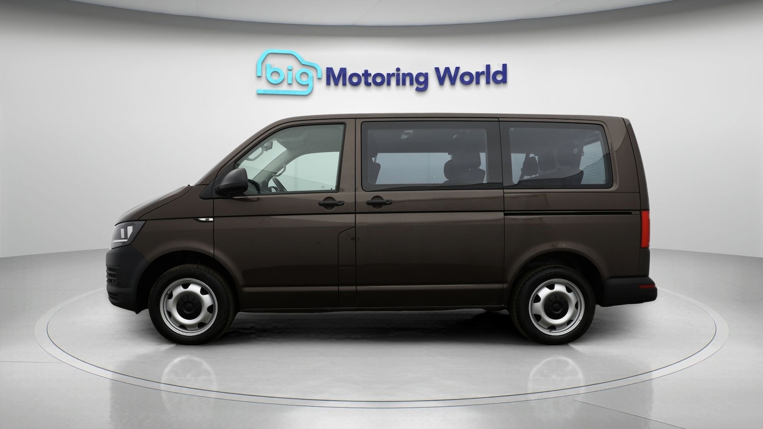 Used Volkswagen Transporter Shuttle 2019 for sale - 77692385: Photo 4