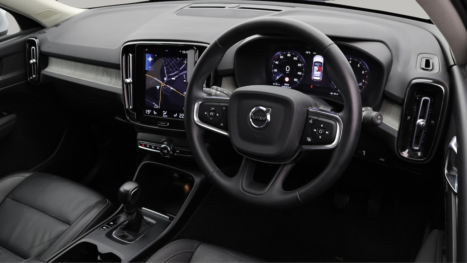 Used Volvo XC40 2021 for sale - 76247856: Photo 10