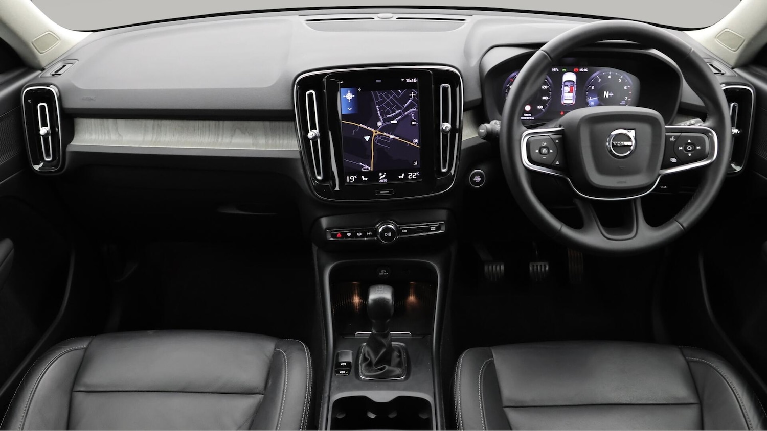 Used Volvo XC40 2021 for sale - 76247856: Photo 14