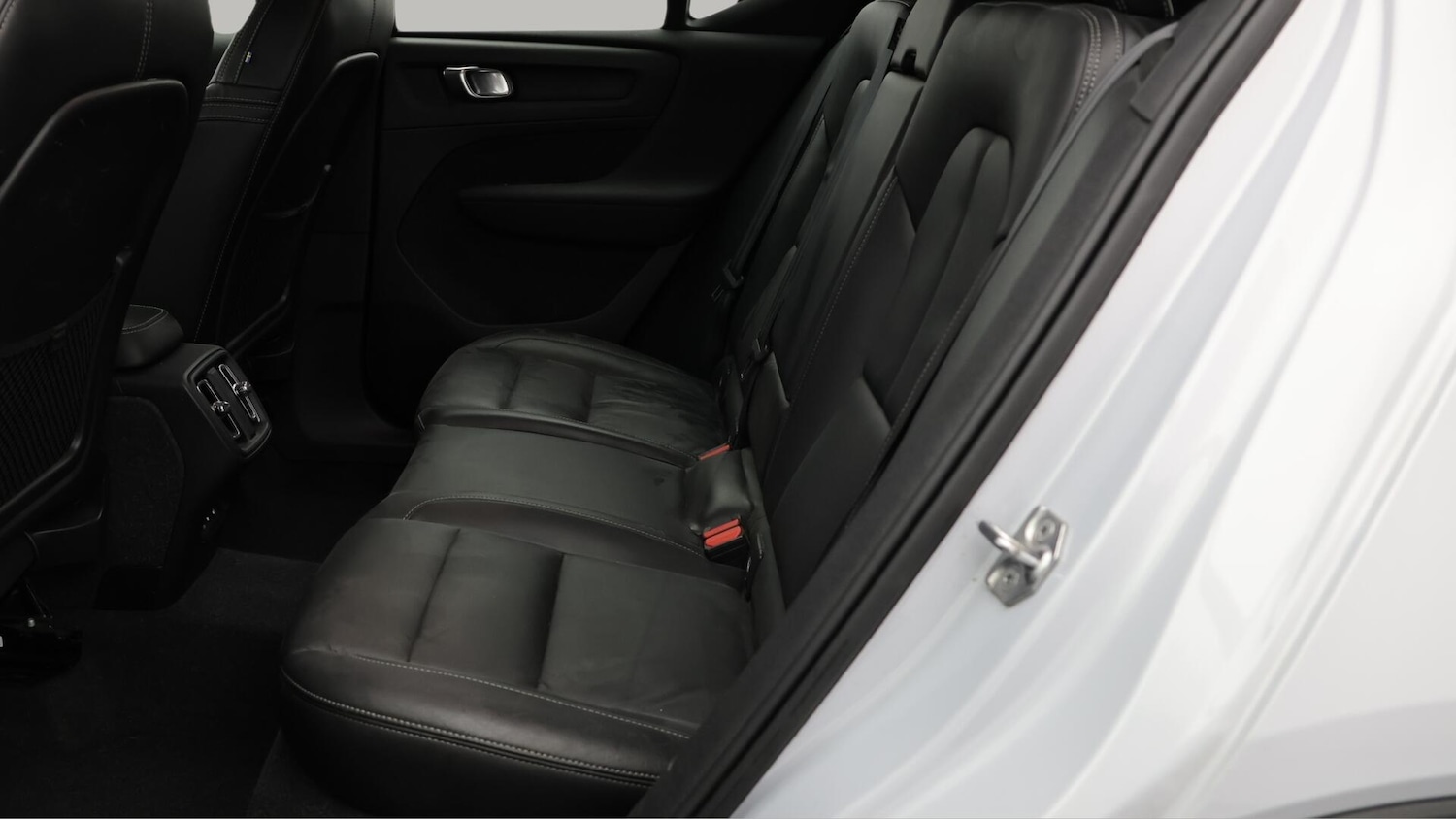 Used Volvo XC40 2021 for sale - 76247856: Photo 17