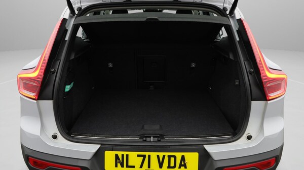 Used Volvo XC40 for sale - 76247856: Photo 18