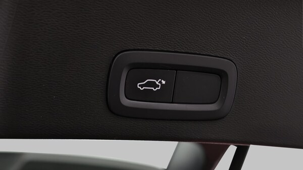 Used Volvo XC40 for sale - 76247856: Photo 23