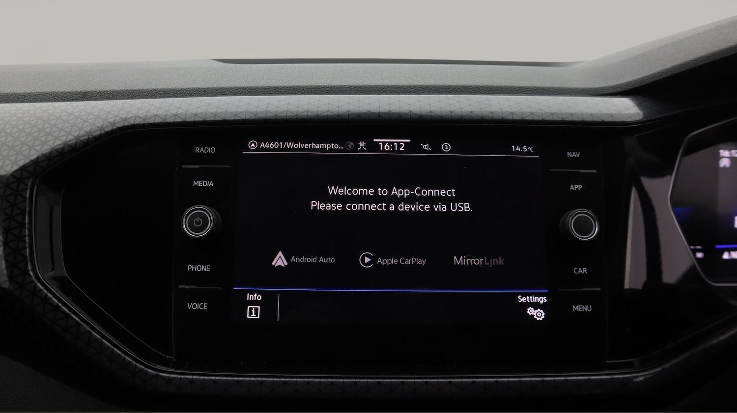 Used Volkswagen T-Cross 2023 for sale - 78090924: Photo 22