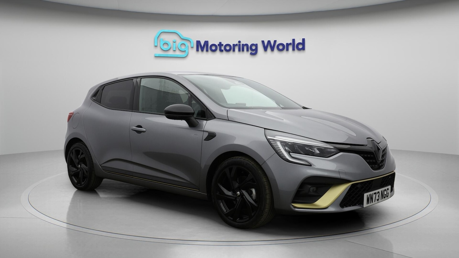 Used Renault Clio 2023 for sale - 76472270: Photo 2