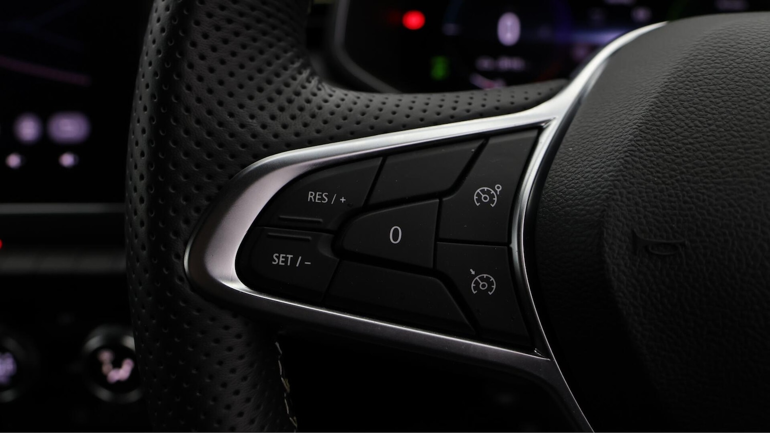 Used Renault Clio 2023 for sale - 76472270: Photo 23