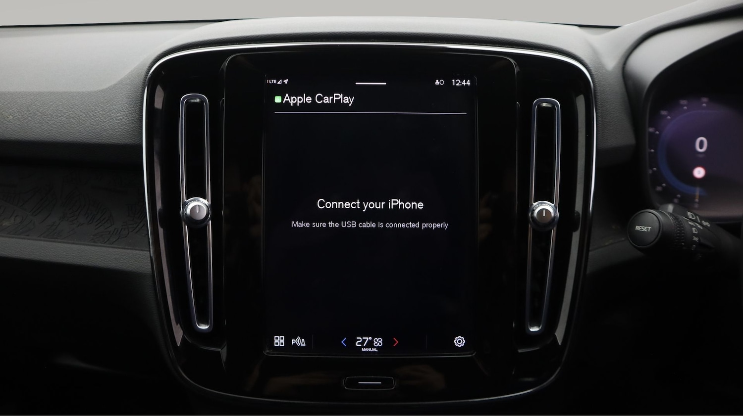 Used Volvo XC40 2022 for sale - 77735552: Photo 23