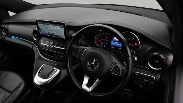 Used Mercedes-Benz V-Class 2020 for sale - 76158648: Photo 10